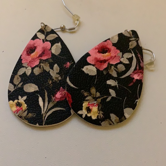 Women’s earrings (3pack) - Picture 3 of 4